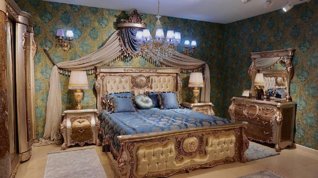 Etiler İkinci El Eşya Alanlar