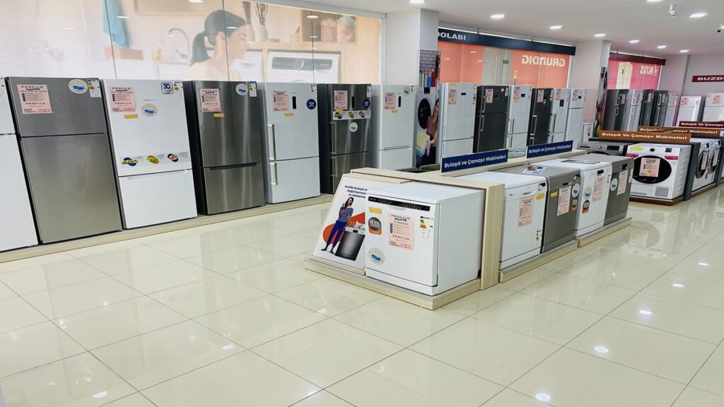 Seymen Mahallesi İkinci El Eşya Alanlar